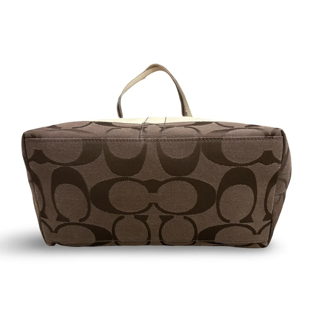 Coach 10125 Vintage Reversible Tote Brown and Cream Pre Owned Rare
